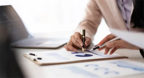 利比里亚人到上海旅游的七天旅游攻略