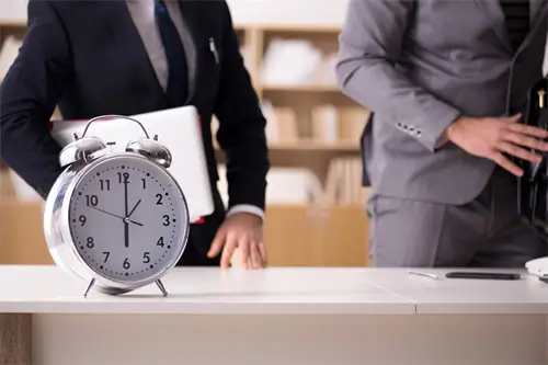 土库曼斯坦人到上海旅游多少公里